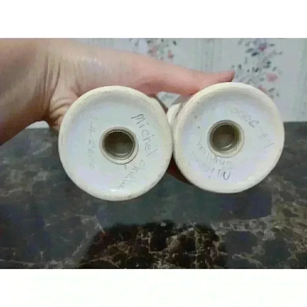VTG ST CROIX SOUVENIR SALT AND PEPPER SHAKERS  WHITE SEA SHELLS COLLECTABLE